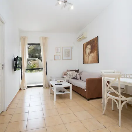 Lovely Cosy In Papagos Apartment